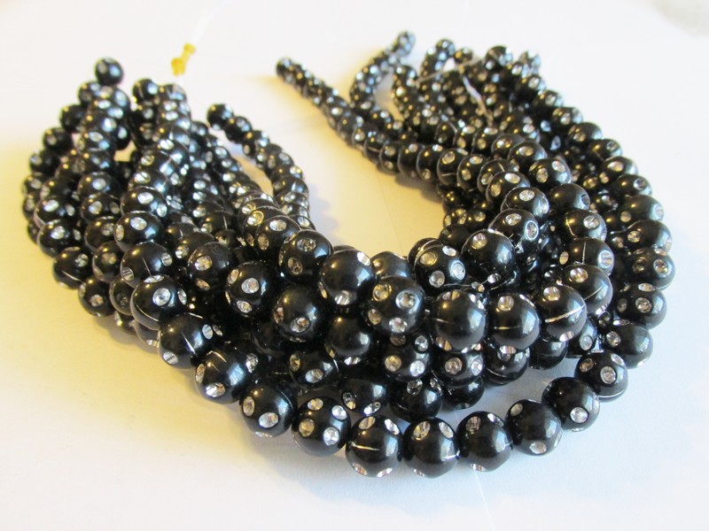 (image for) Black rounds with crystals #1078